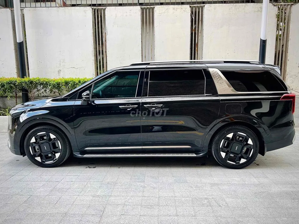 Kia Carnival 2025 photo 4
