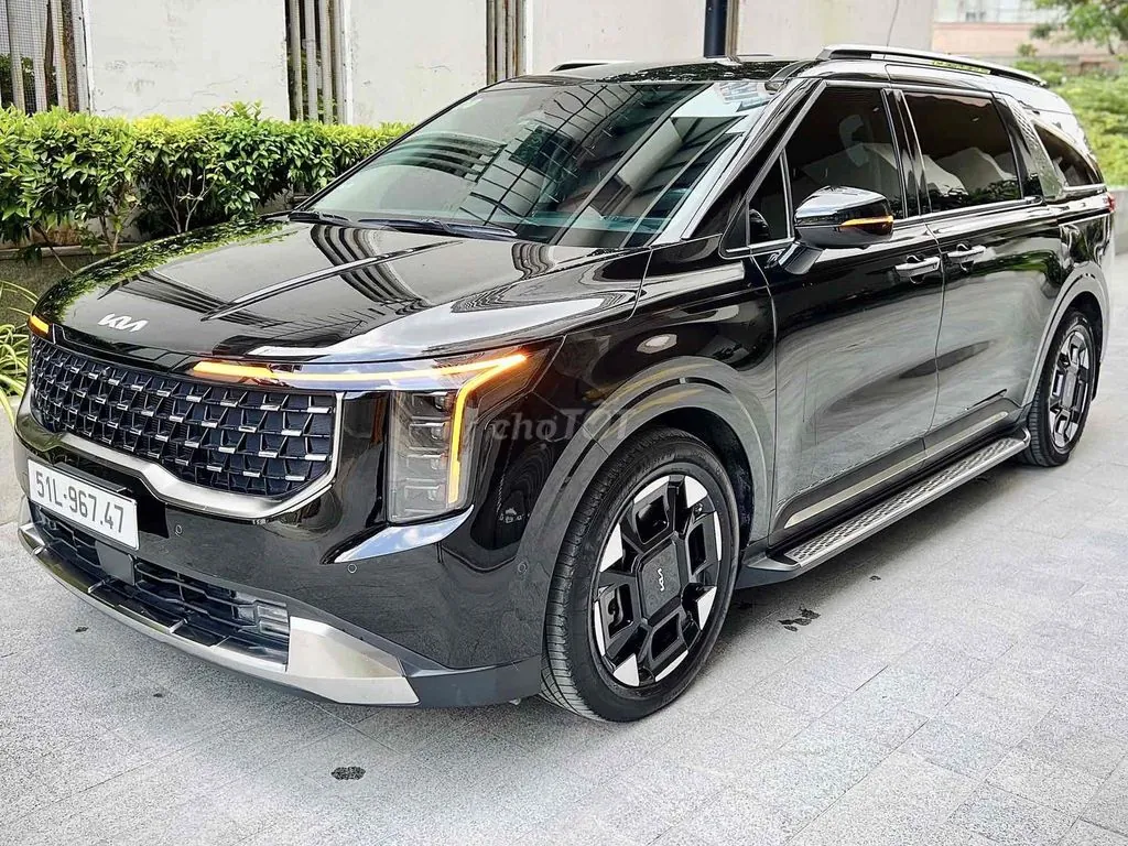 Kia Carnival 2025 photo 3