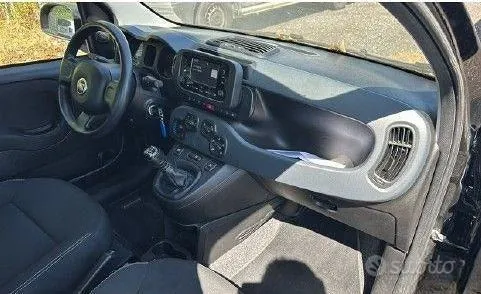 Fiat Panda 2023 photo 2