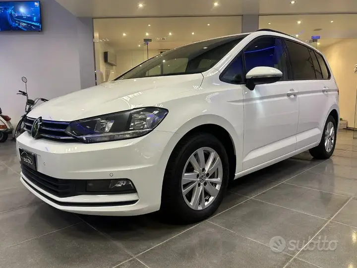 Volkswagen Tiguan 2019 photo 2