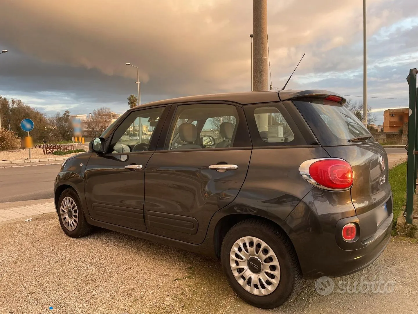 Fiat 500L 2015 photo 2