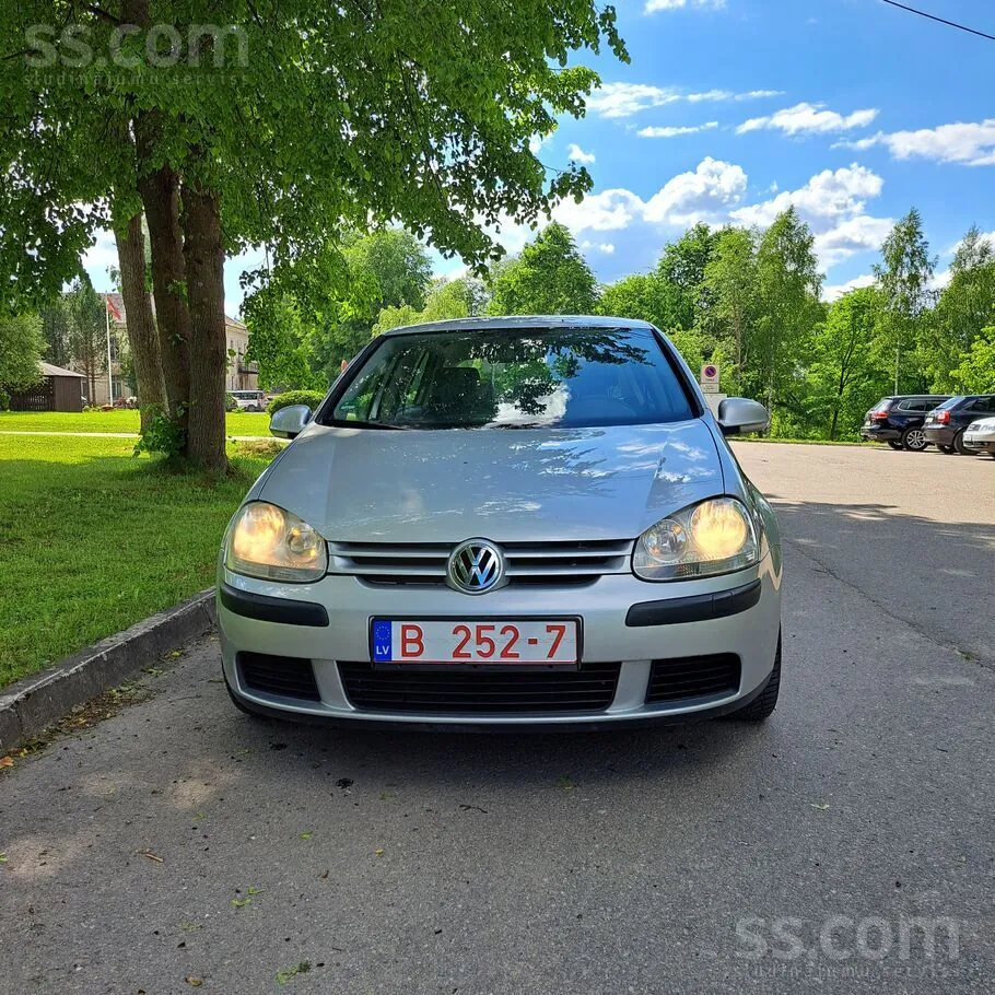Volkswagen Golf 2005 photo 2