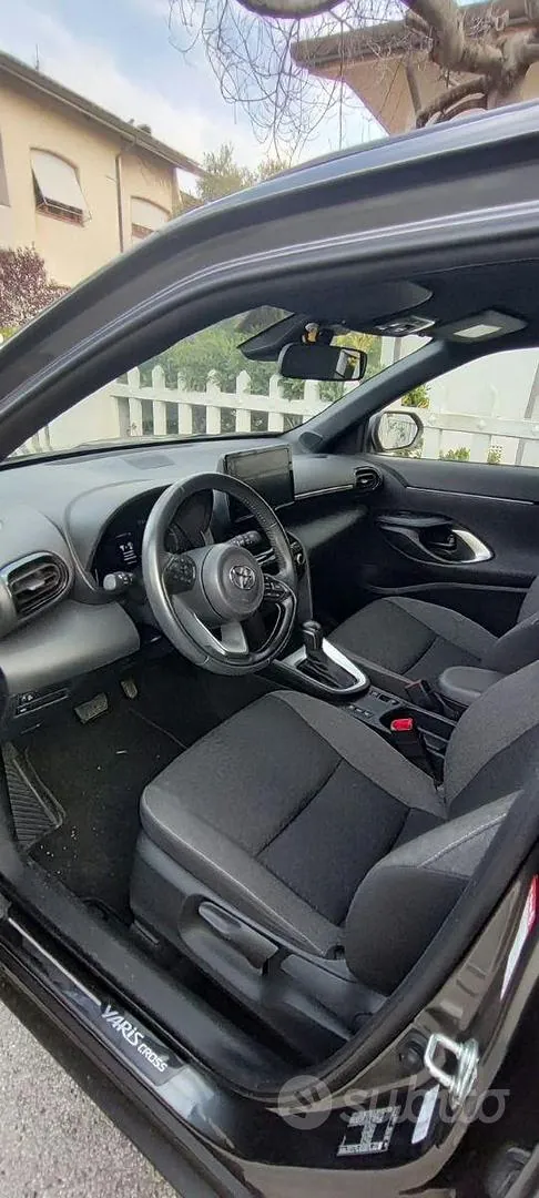 Toyota Yaris Cross 2023 photo 3