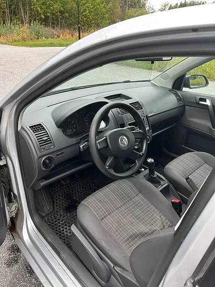 Volkswagen Polo 2006 photo 3