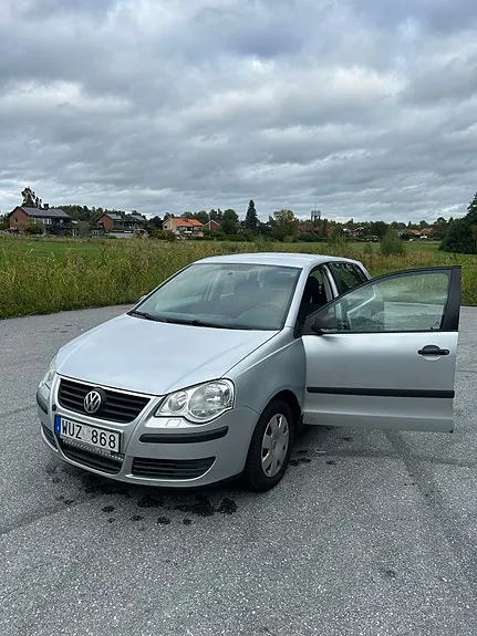 Volkswagen Polo 2006 photo 2