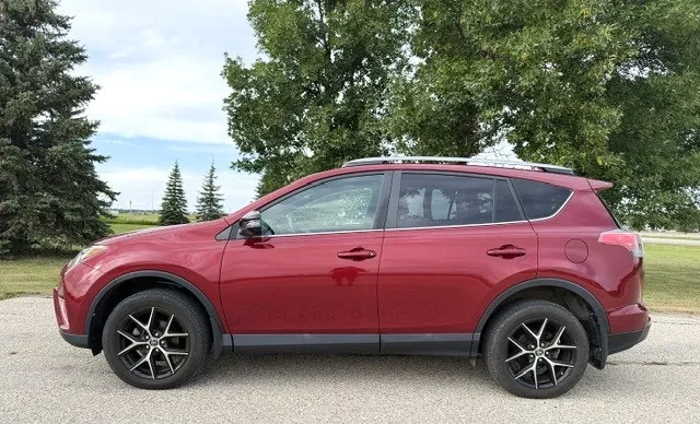 Toyota Rav4 2018 photo 2