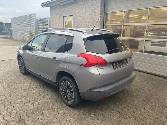Peugeot 2008 2015 photo 3