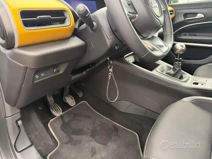 Jeep Avenger 2023 photo 2