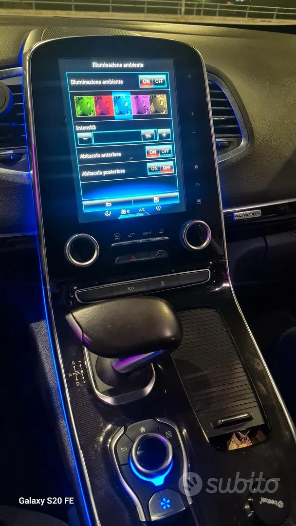Renault Espace 2015 photo 2