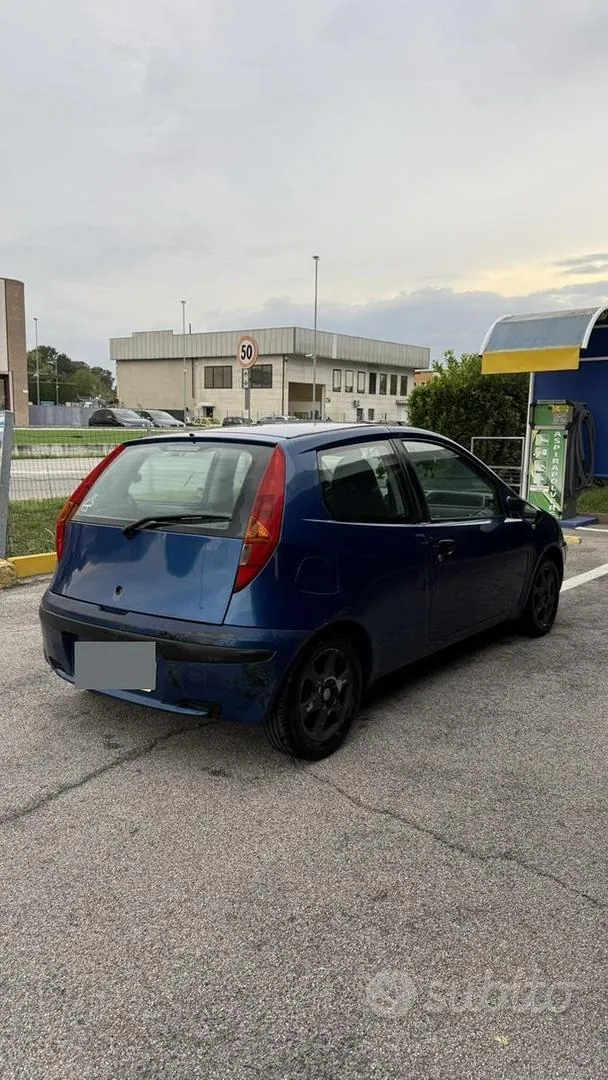Fiat Punto 2002 photo 3