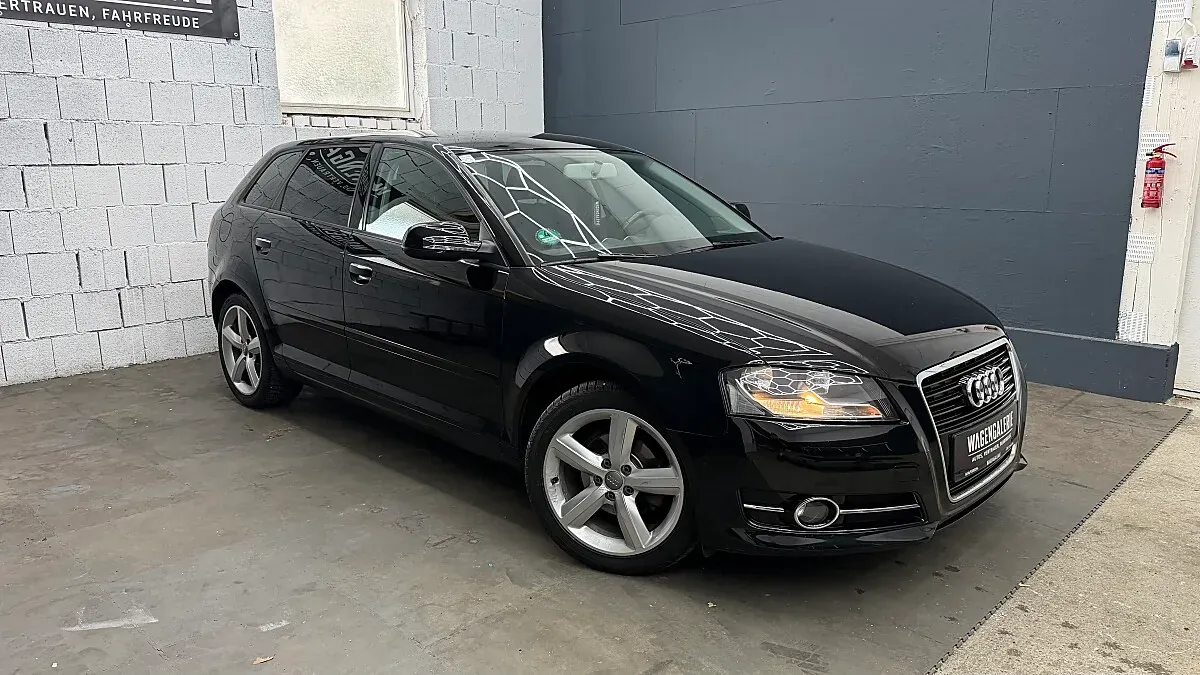 Audi A3 2010 photo 3