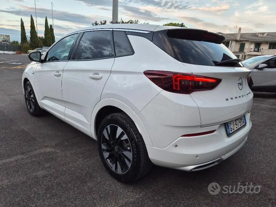 Opel Grandland 2022 photo 4
