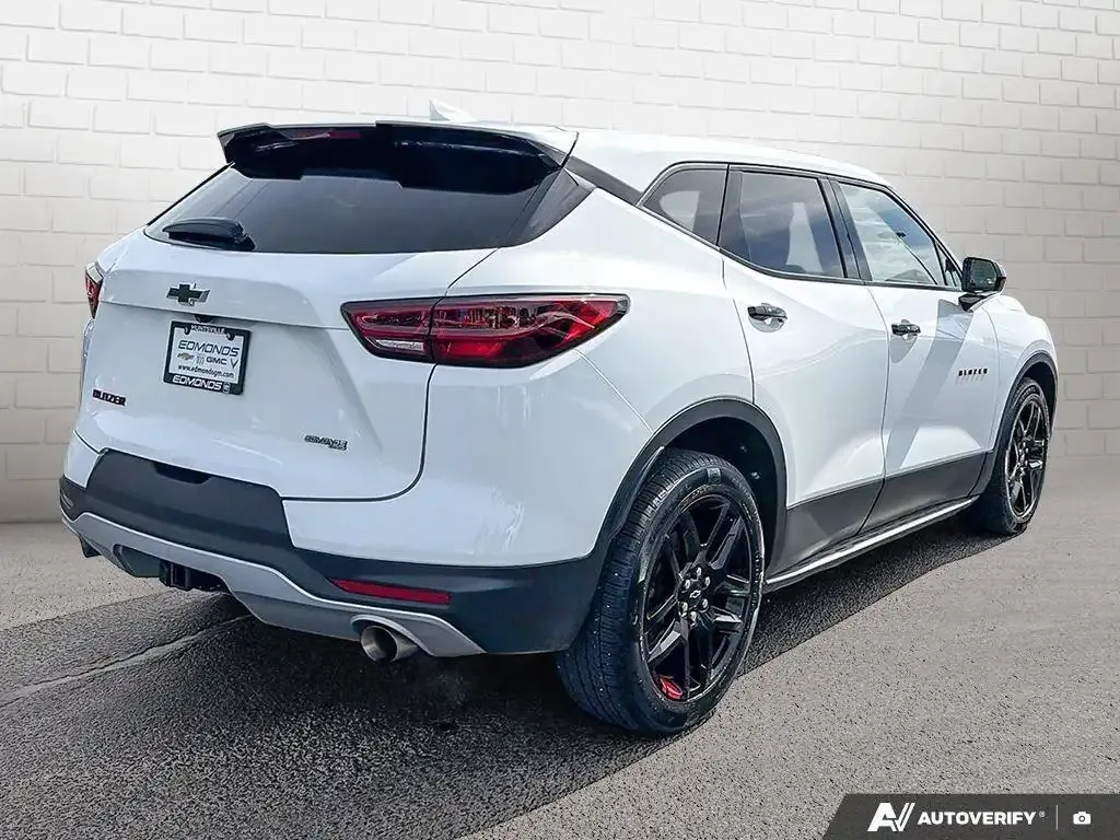 Chevrolet Blazer 2023 photo 5