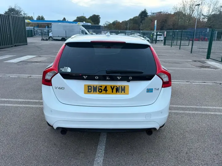 Volvo V60 2014 photo 3