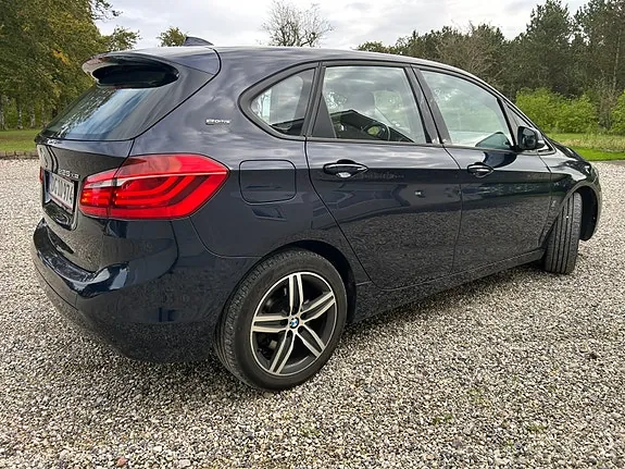 BMW 225Xe 2017 photo 5