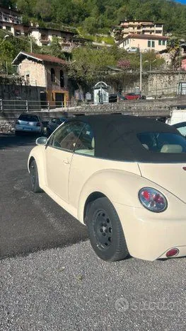 Volkswagen New Beetle 2004 photo 3