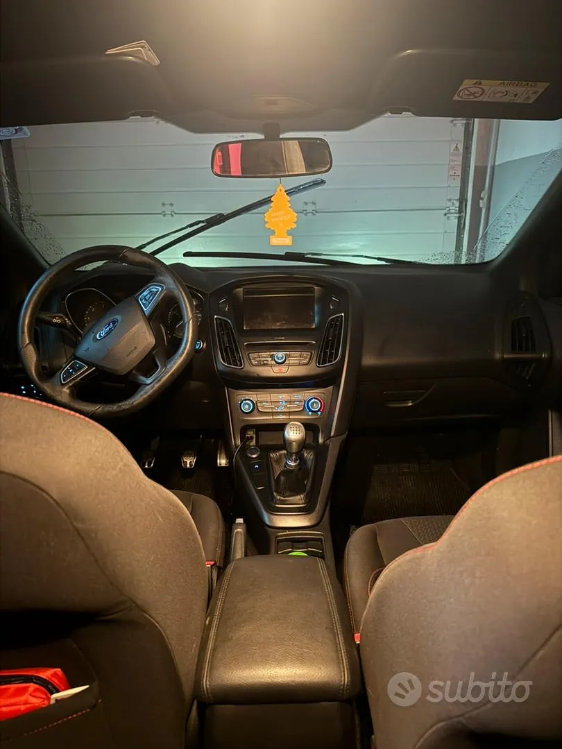 Ford Focus 2017 photo 5