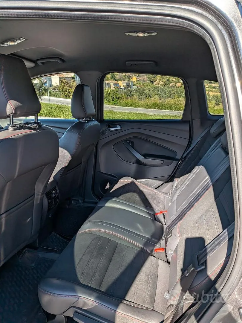 Ford Kuga 2018 photo 3
