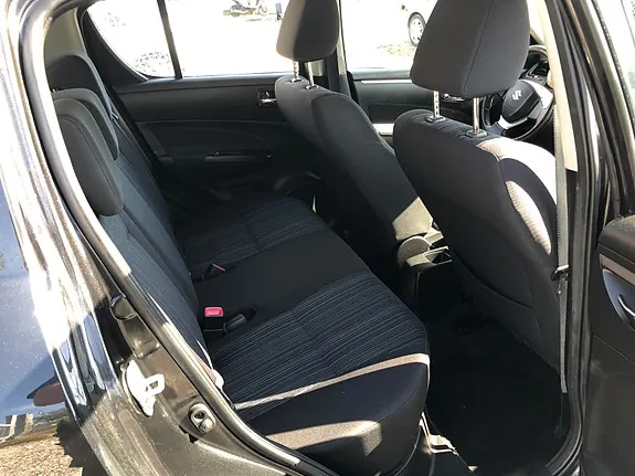 Suzuki Swift 2015 photo 4