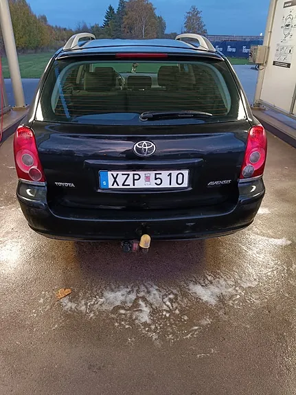 Toyota Avensis 2006 photo 2
