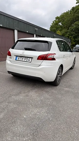 Peugeot 308 2014 photo 3