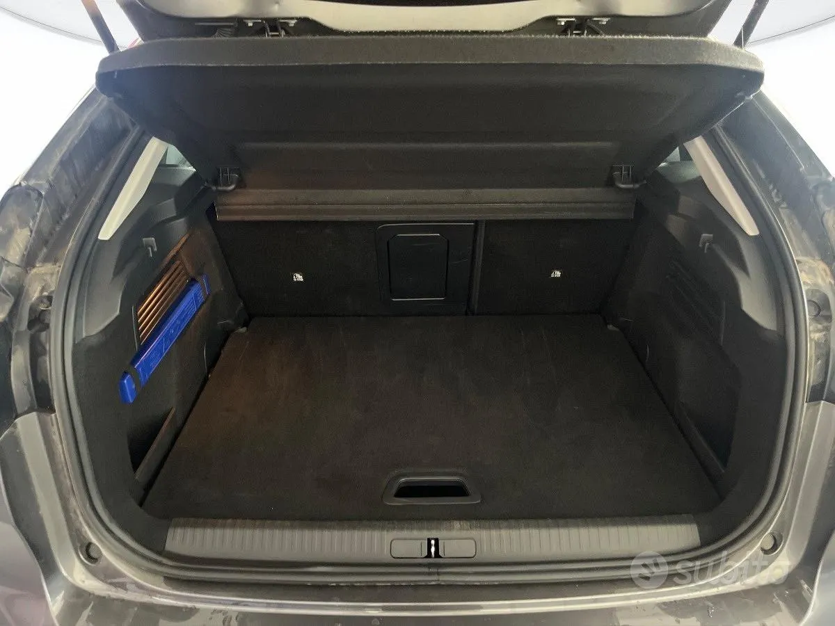Citroen C4 2024 photo 4
