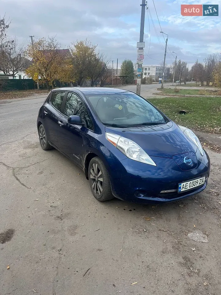 Nissan Leaf 2016 photo 2