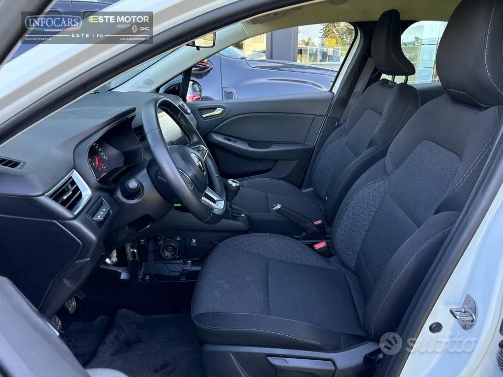 Renault Clio 2023 photo 5
