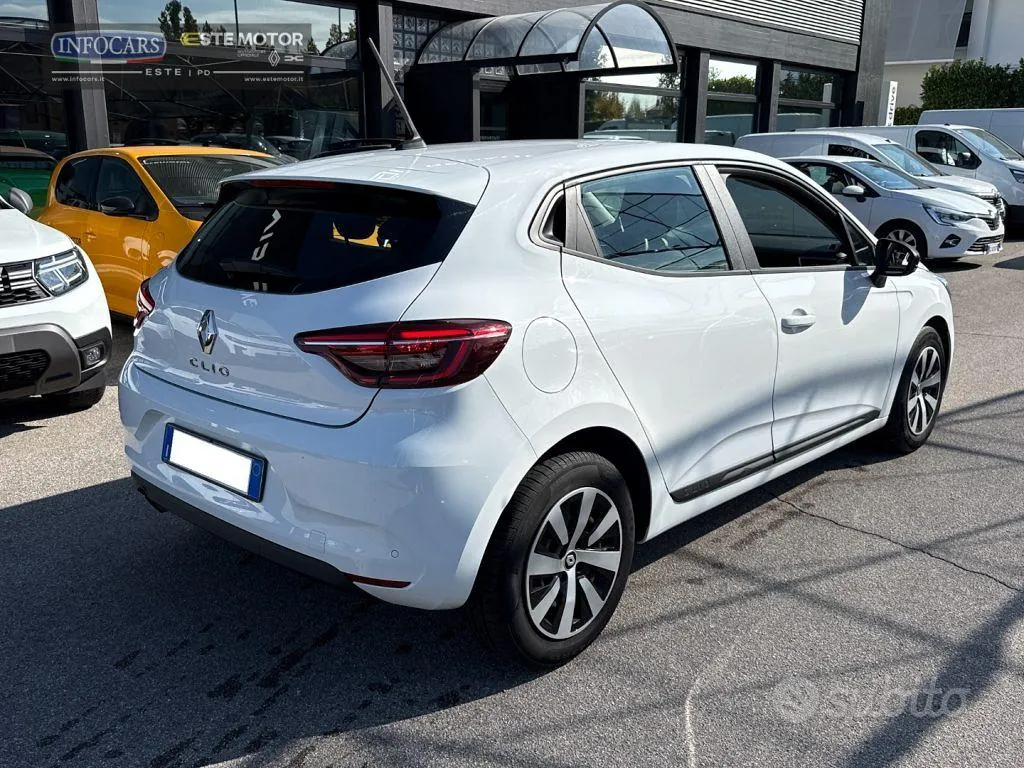 Renault Clio 2023 photo 4