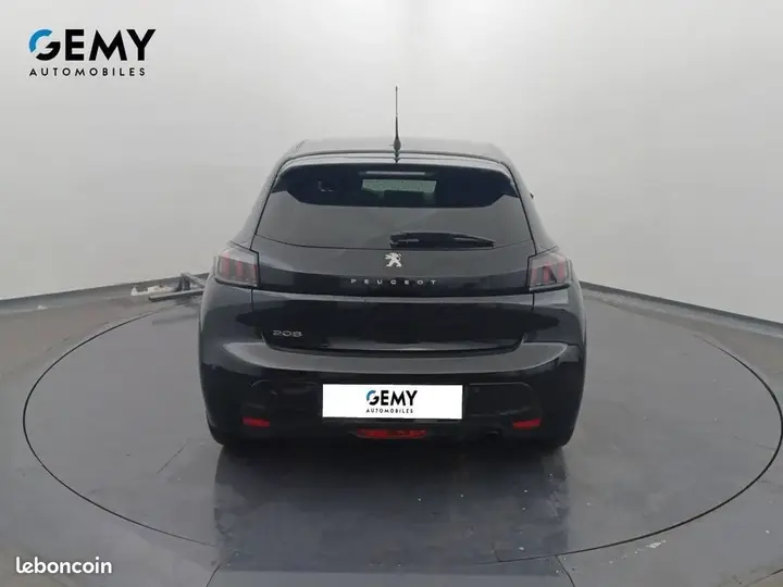 Peugeot 208 2021 photo 5