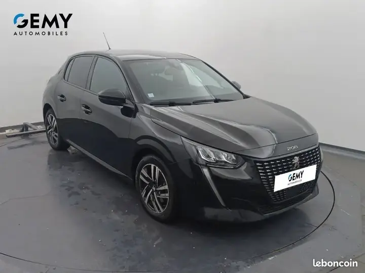Peugeot 208 2021 photo 3