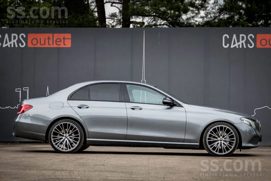 Mercedes-Benz E200 2018 photo 4