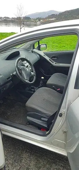 Toyota Yaris 2009 photo 5