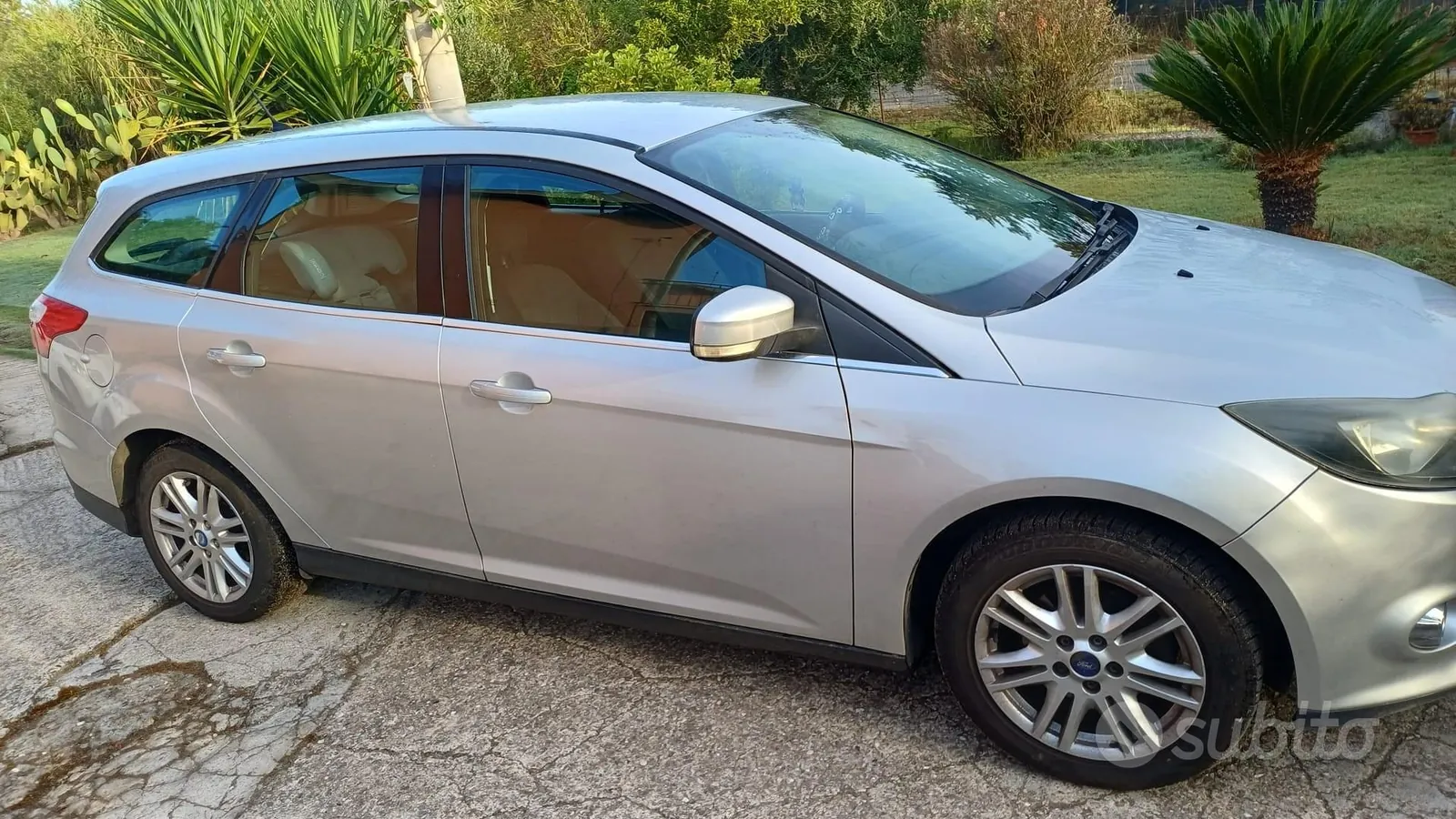 Ford Focus 2012 photo 4