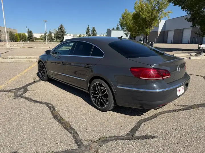 Volkswagen Passat 2013 photo 4