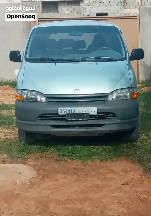 Toyota Hiace 2005 photo 2