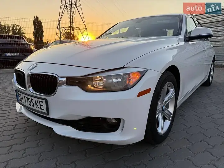 BMW 3 Series 2015 photo 2