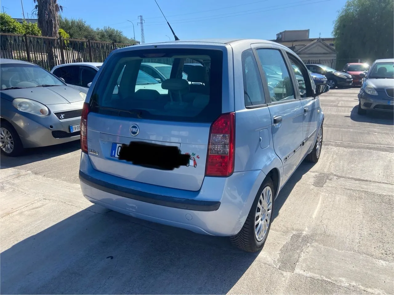 Fiat Idea 2004 photo 2