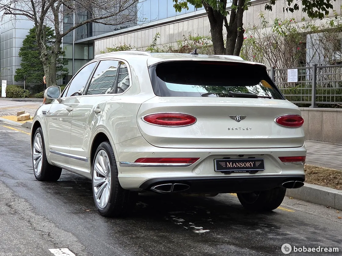 Bentley Azure 2024 photo 2