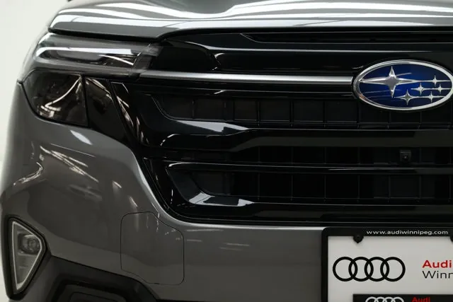 Subaru Forester 2025 photo 3