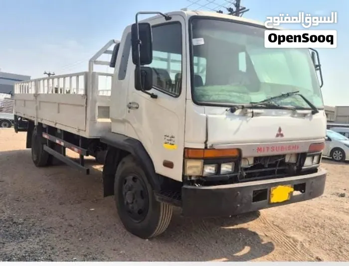 Mitsubishi Canter 2005 photo 3