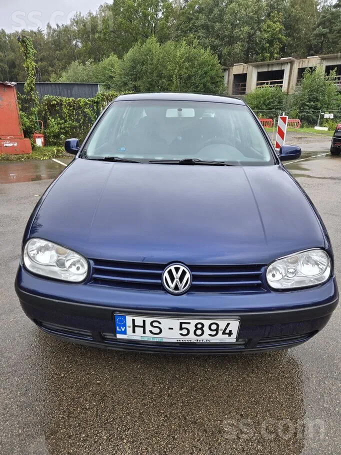 Volkswagen Golf 4 2002 photo 2