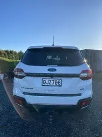 Ford Everest 2022 photo 5