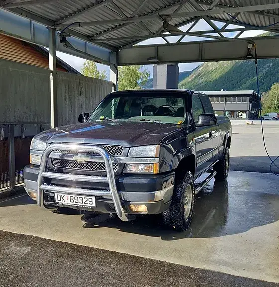 Chevrolet Silverado 2500 2004 photo 2