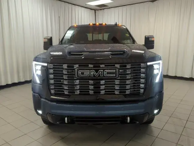 GMC Sierra 2500Hd 2026 photo 3
