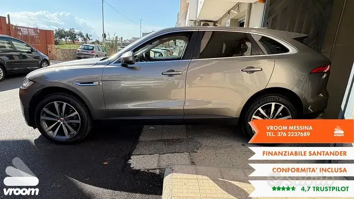 Jaguar F-Pace 2018 photo 4