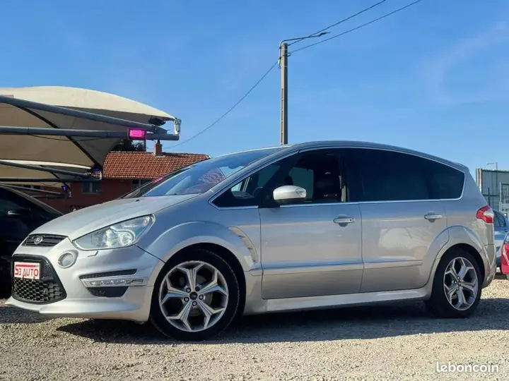 Ford S-Max 2013 photo 4