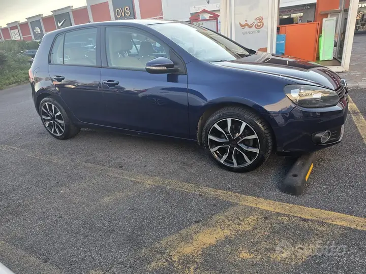 Volkswagen Golf 2011 photo 3