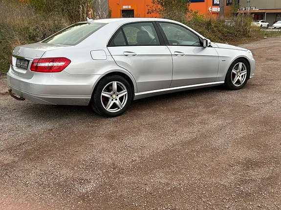 Mercedes-Benz E250 D 2012 photo 4