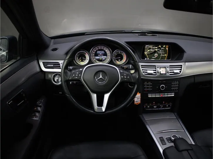 Mercedes-Benz E-Class 2015 photo 2